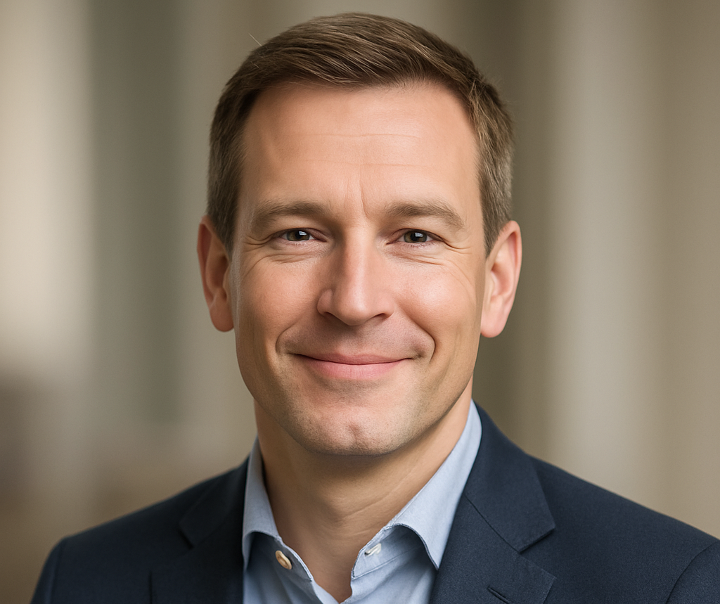 Tim, Makelaar